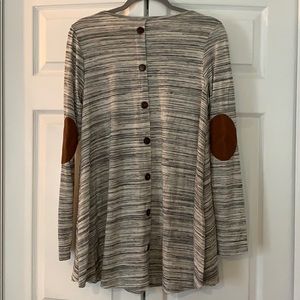 Jardin by Macris | tunic with back button detail